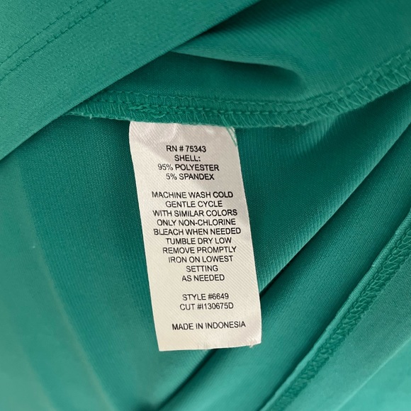 Jade green waist cinching knee-length dress - Picture 6 of 6